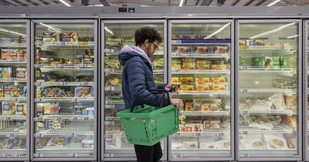 Alimentos devem seguir pressionando inflação em 2027, aponta Focus
