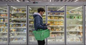 Alimentos devem seguir pressionando inflação em 2027, aponta Focus