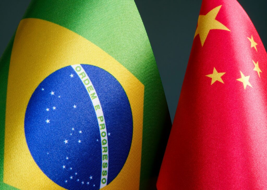 'Frango não tem partido': agro defende que Brasil precisa equilibrar a relação com China e EUA Agrimidia