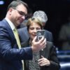 ‘O Brasil está leve’, afirma Tereza Cristina em ato do agro com Flávio Bolsonaro