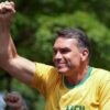 Cartilha econômica de Flávio Bolsonaro propõe corte de ministérios